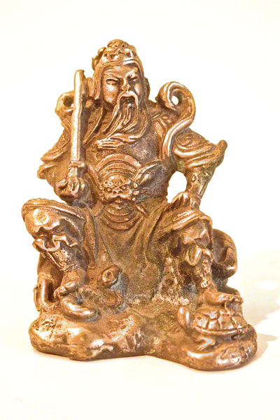 Statuette chinoise représentant Guandi
