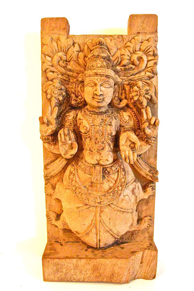 Représentation en bois sculpté de Kurma